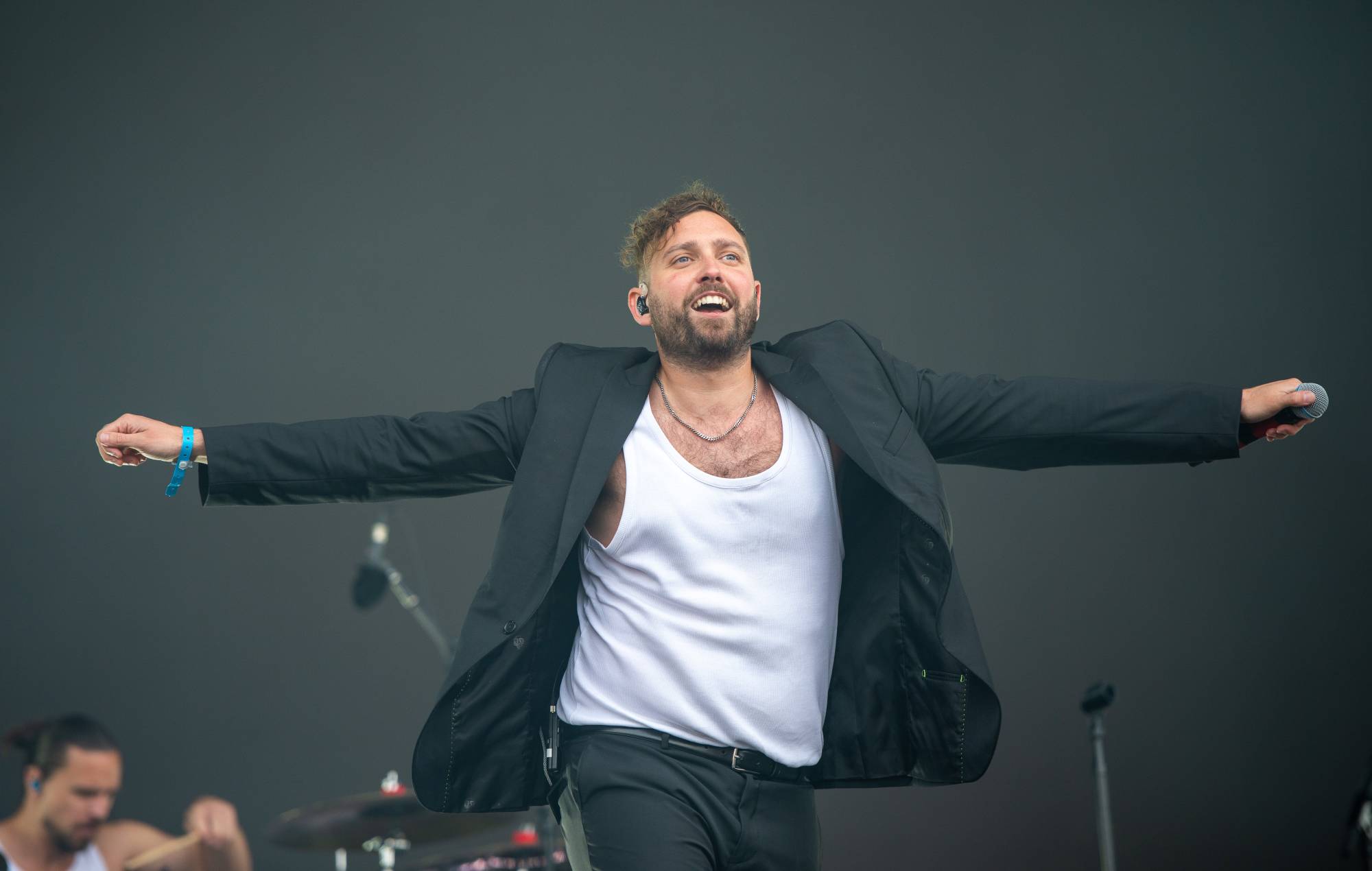 Josh Franceschi of You Me at Six performs on day 1 of Reading Festival 2023 at Richfield Avenue on August 25, 2023 in Reading, England. (Photo by Joseph Okpako/WireImage)