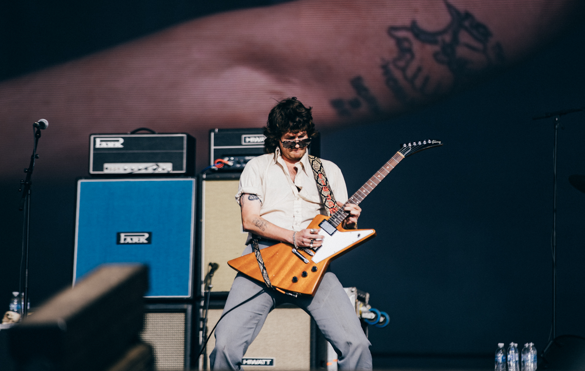 Amyl & The Sniffers live at Reading 2025. Credit: Derek Bremner for NME