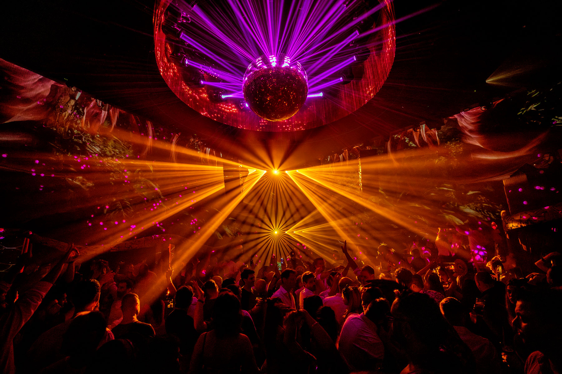 La Troya Returns to Chinois Ibiza for a Landmark 2026 Season
