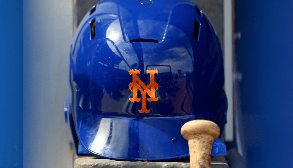 New York Mets Fire Manager Carlos Mendoza Amid Disastrous Season