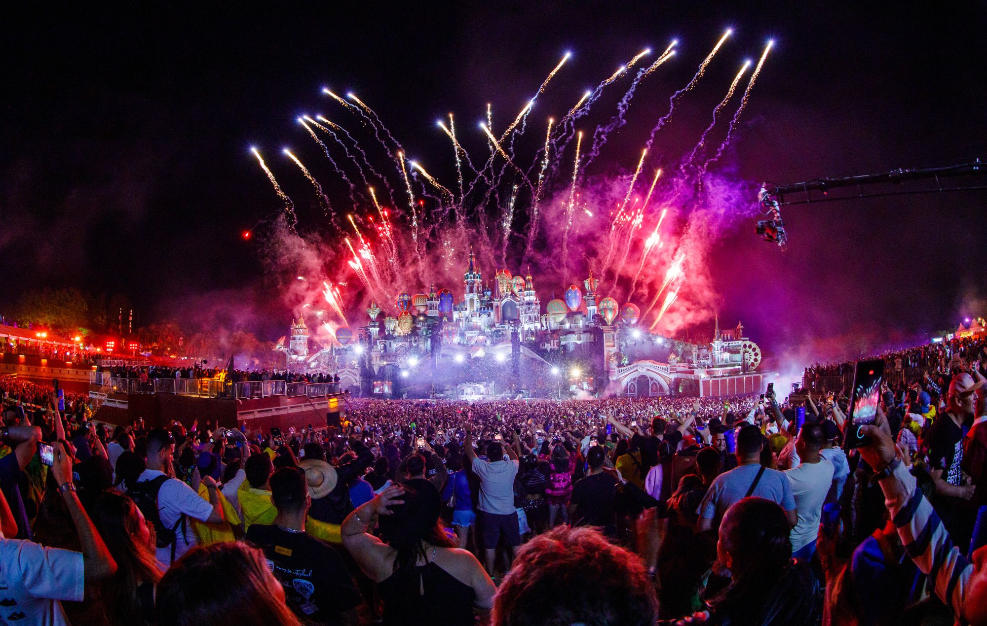 Tomorrowland 2026 Implements Fireworks Ban Amid Wildfire Fears