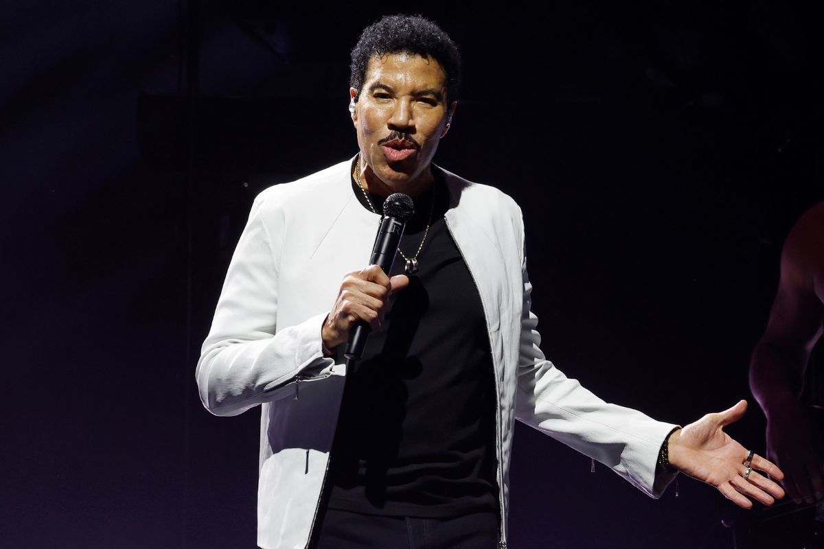 Lionel Richie Hospitalized for Third Time This Year Amid Health Struggles