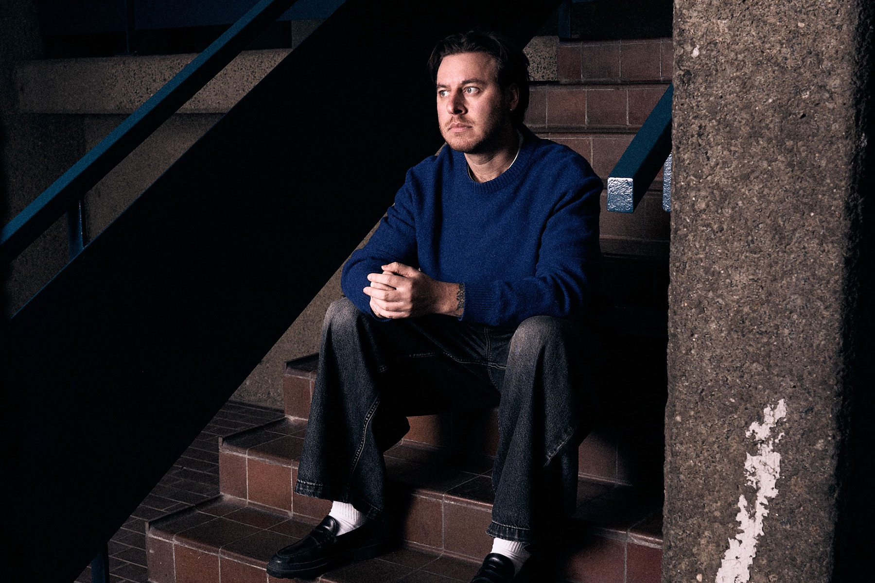 DJ BORING Announces Debut Album ‘Radio Silence’